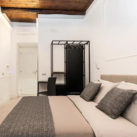Fagi Chiaia Couette-café 4*
